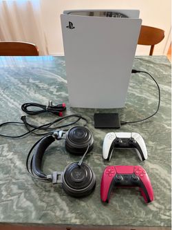 PS5 Digital Bundle – 2 Controllers, 2TB Extended Storage & Razer Gaming Headset