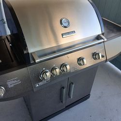 BBQ GIRL Kenmore BY NEXGRILL 6 Burners Super Clean