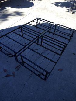 Foldable bed frame