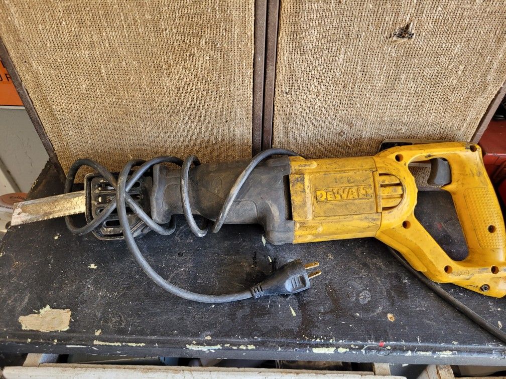 Dewalt Sawzall