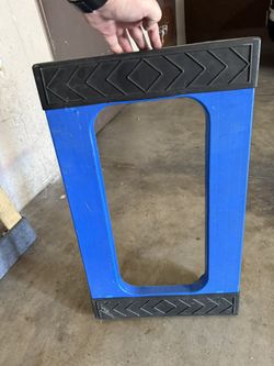 Dolly Cart 1000lb Capacity $25 3 Available