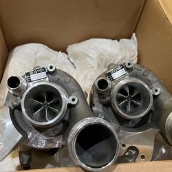 gt 63 factory twin turbos 1900 miles on car practically new