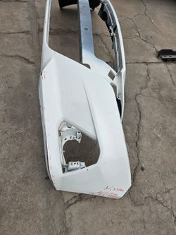 Nissan Altima front bumper Oem