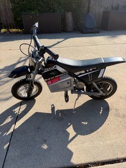 Razor dirt bike