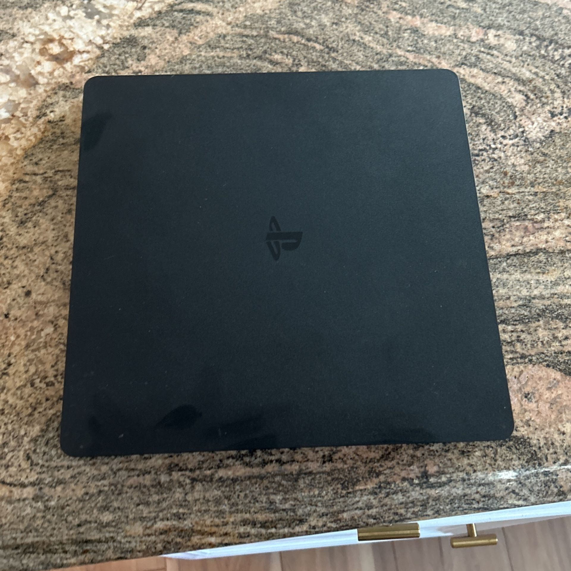 PS4 Slim