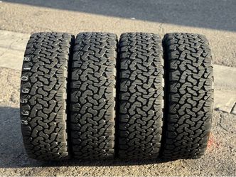 265/60/18 Bfgoodrich KO2 All Terrain *LIKE NEW*