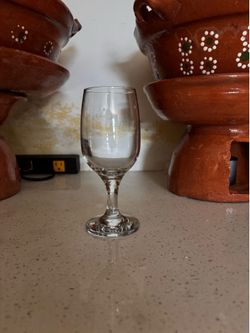 Glass cups