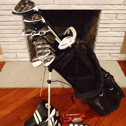 Complete TaylorMade Golf Club Set With Putter And Golf Bag . 