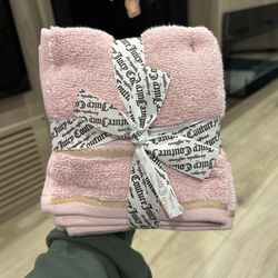 Juicy Couture Pink and Gold Cotton Towel Washcloth Set