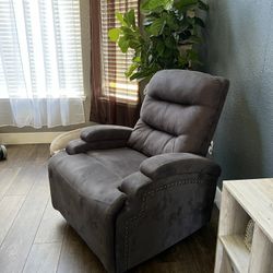 Accent recliner Chair 