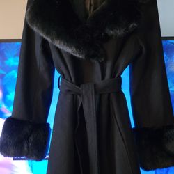 Womens Black Coat Size L $125