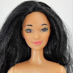 1988 Dolls of the World Korean Barbie Kira Oriental Facemold