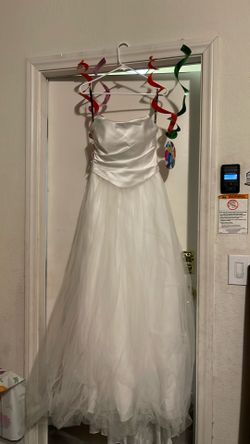 $12 white gown size 2 brand new