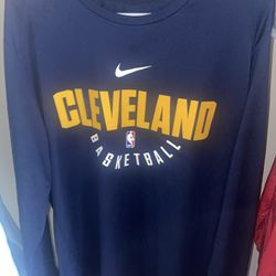 GREAT CONDITION Long Sleeve Nike Dri-Fit Mens Basketball Shirt Size XL