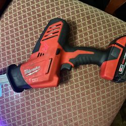 Milwaukee M18 Compact Hackzall