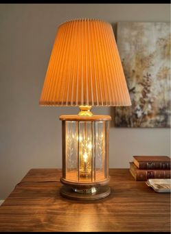 Donward lamp