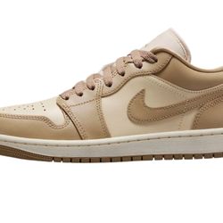  Women's Air Jordan 1 Low. Size