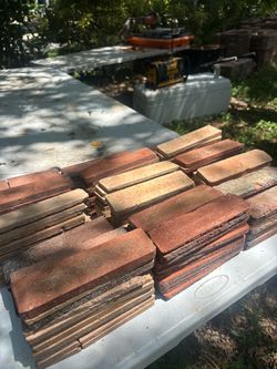Reclaimed Red Brick Slices Lot