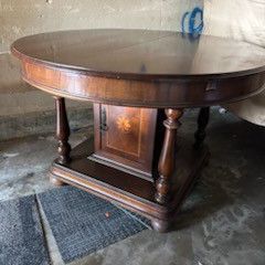 Antiques First Come First Serve 