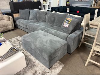 Perfect sectional! Easy financing. 💙😍🎉