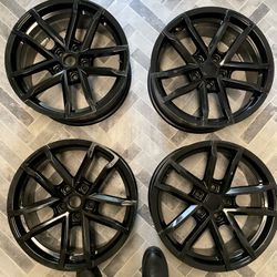 18x5 Wheels 5x120