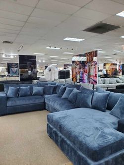 Beautiful Sofa $1 DOWN