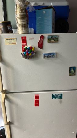 White Top-Freezer Refrigerator