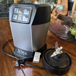 Nutri Ninja Pro Auto iQ Boost BL480 120v 1000w  BASE and Extractor 6 fin lid only