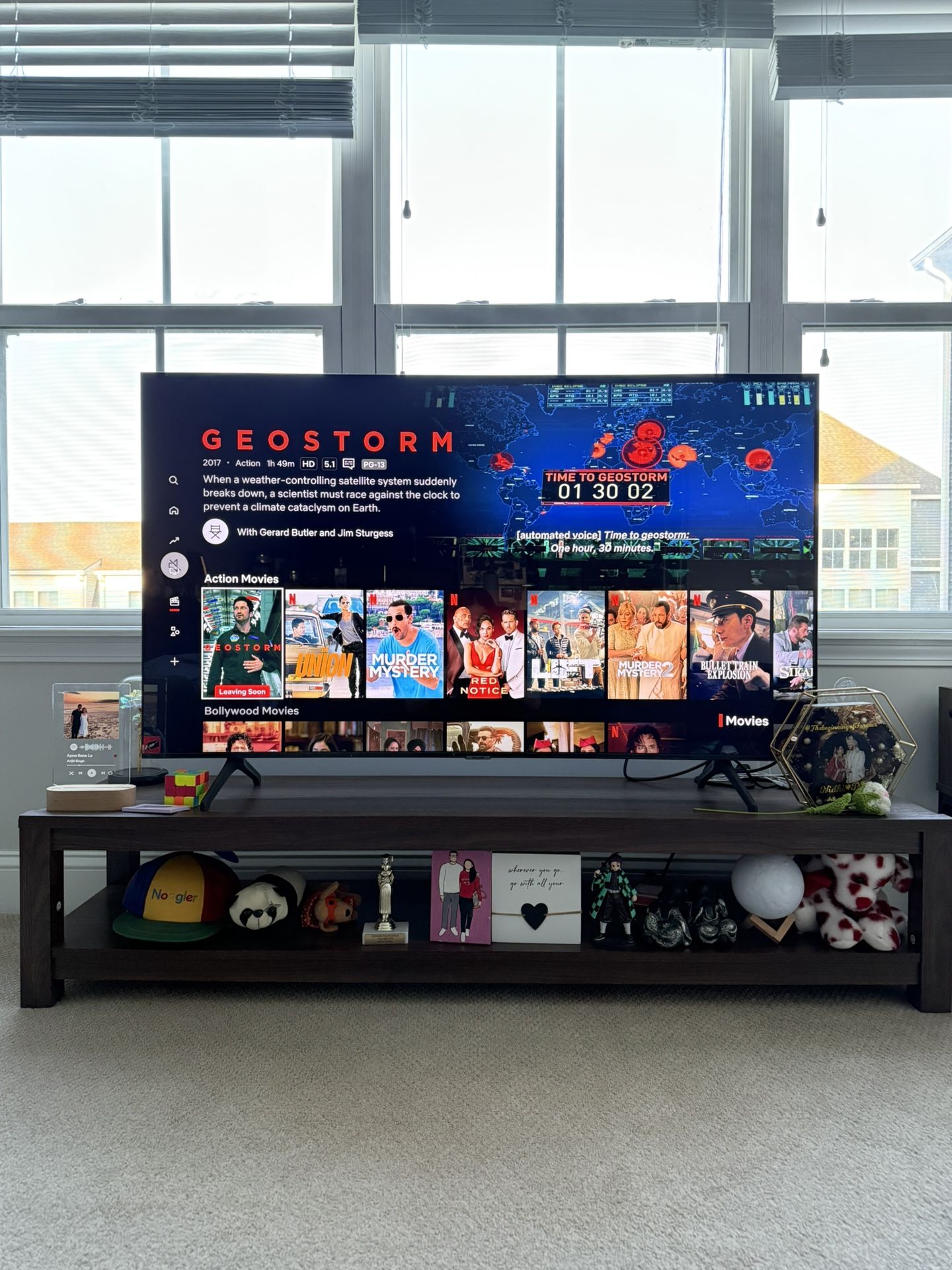 Samsung 55 Inch tv And tv Stand