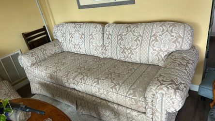Thomasville couch