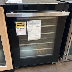 JENNAIR BEVERAGE COOLER     (JUWFR242HM))