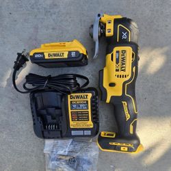 Dewalt 20v Multitol Brushless XR 3speed Set Includes Battery And Charger Brand New