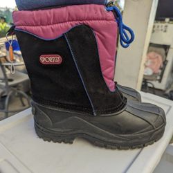 Snow Boots Size 4