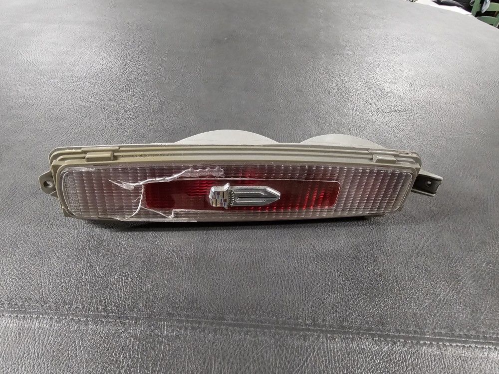 Cadillac 90-92 Brougham Tail lamp