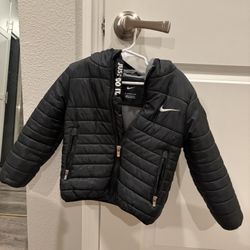 Nike Toddler Boys Puffer Midweight Black Puffer Winter Jacket Coat