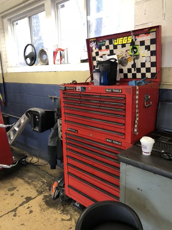 Mac MB8200 Tool Box