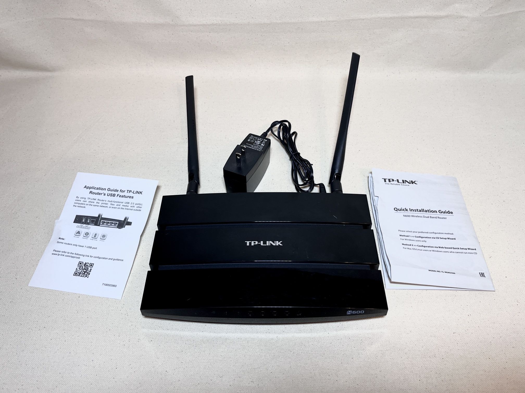 TP-Link N 600 Dual Band 4-Port 10/100 Wireless N Router TL-WDR3500.