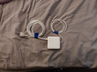 Apple (used) 60W power supply