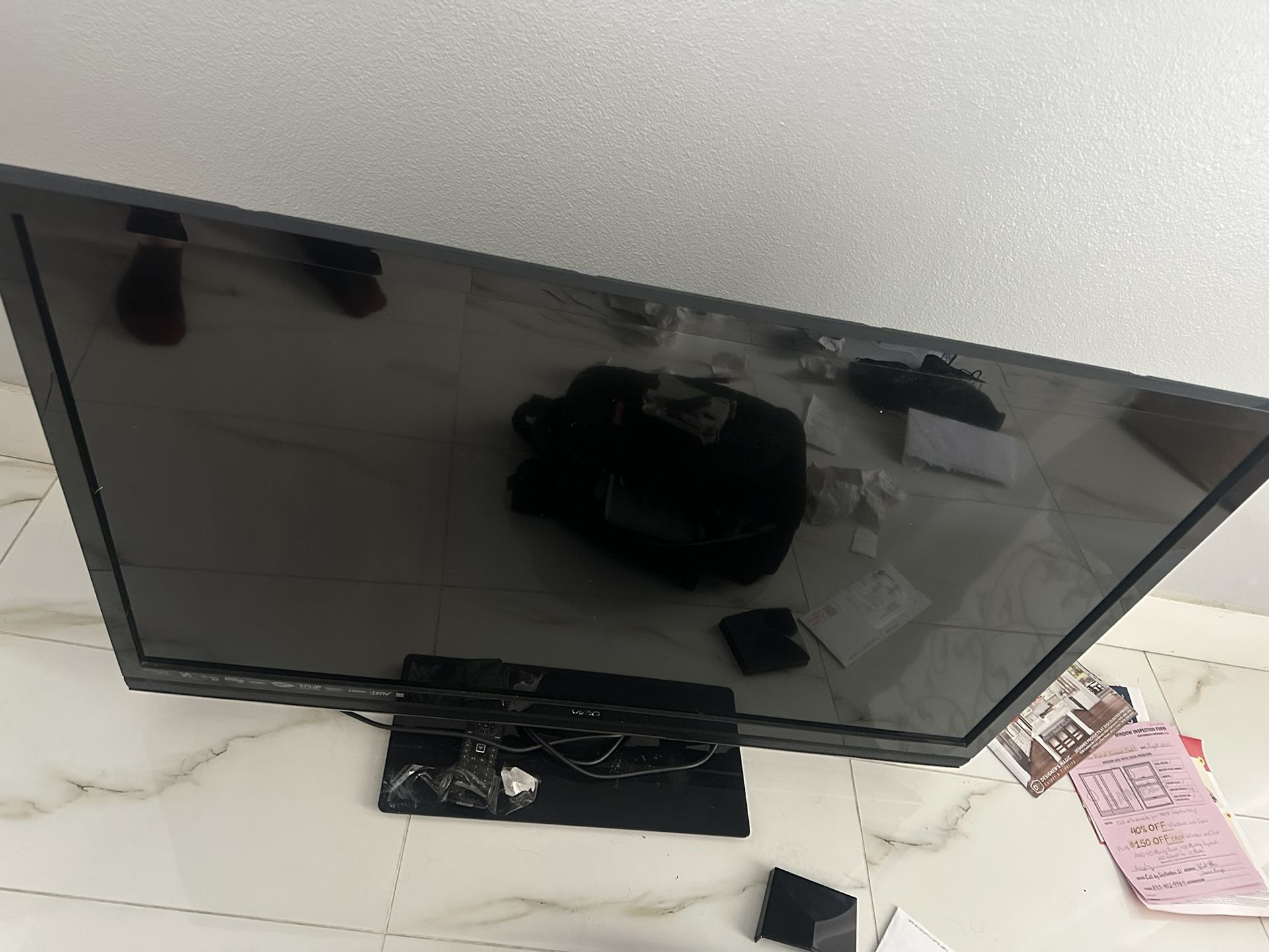 3- Vizio Flat Screens 