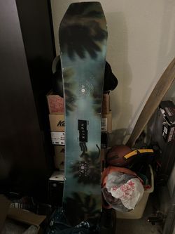 Ride Helix Snowboard Size 151
