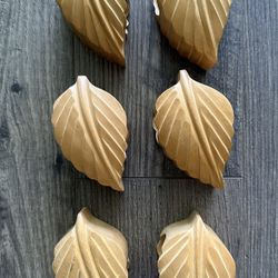 Wood Leaf Napkin Holders (6)