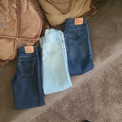 3 Jeans👖 FOR SALE Ages 10- 13 