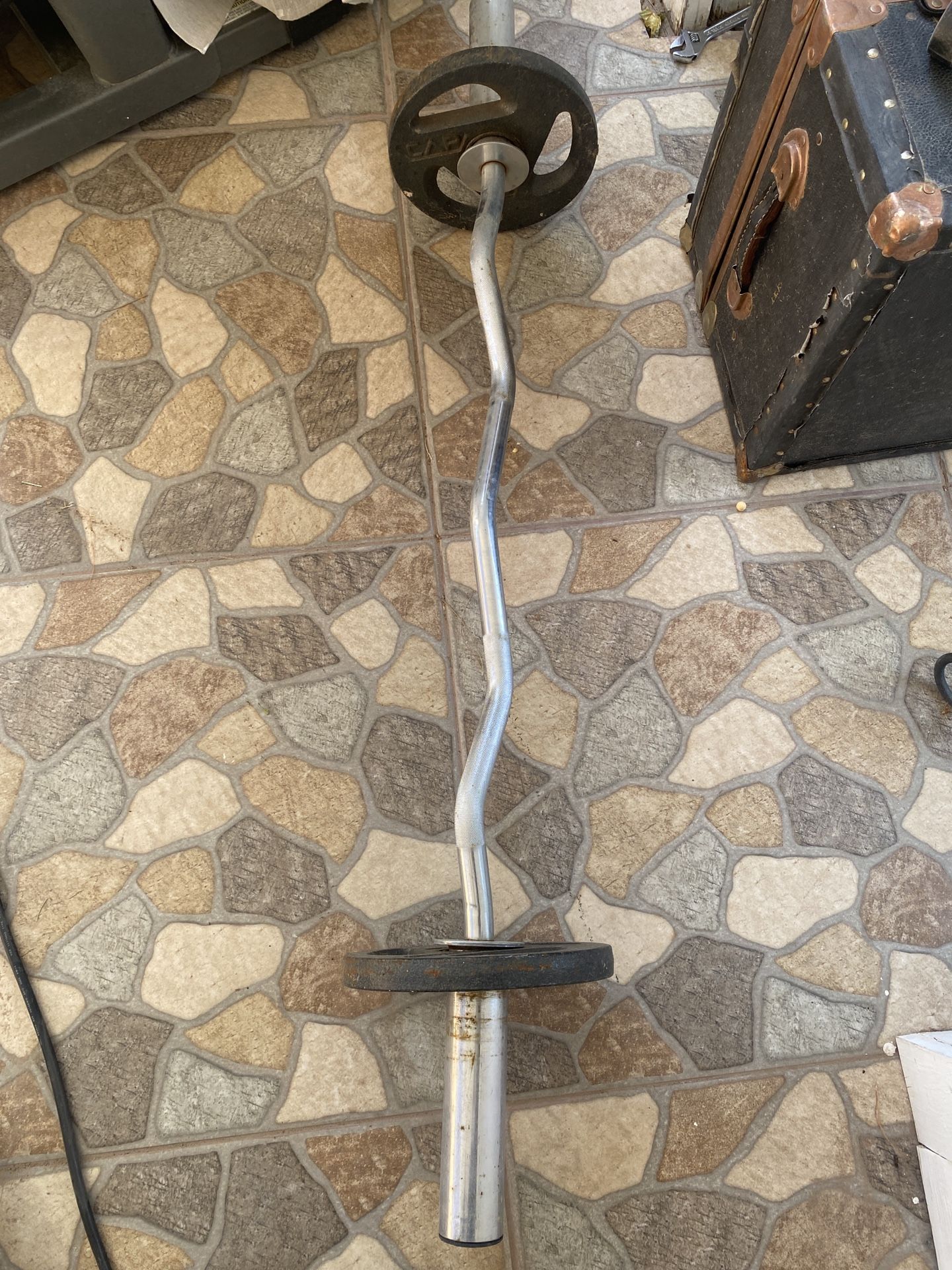 Curl Bar And 10lb Set