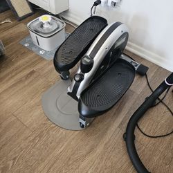 Inmotion Compact Elliptical