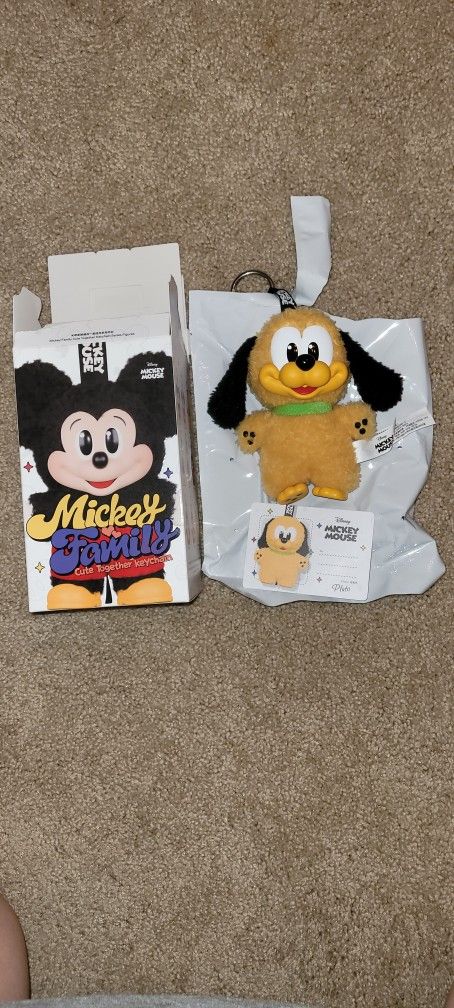 NIB Popmart Disney Pluto Keychain