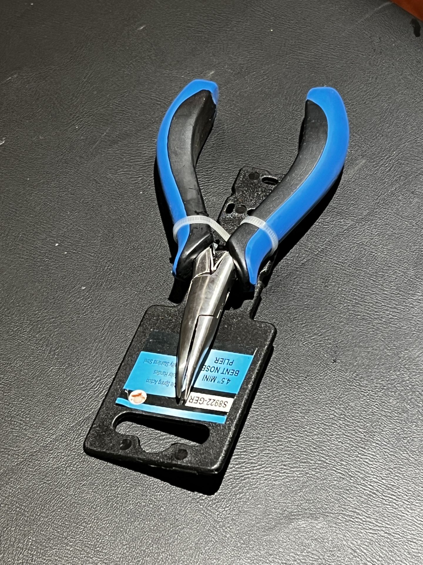 Plier