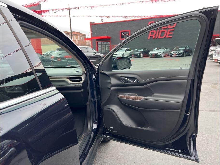2021 GMC Acadia