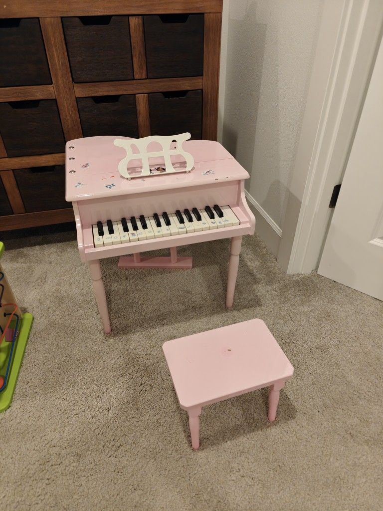 Toddler Pink Mini Piano And Chair