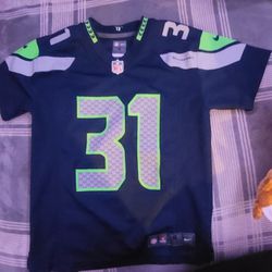 Youth Size S Seahawks Jersey 