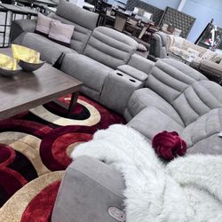 Curved Sectional Couch , Gray Color , Zero Money Down !!